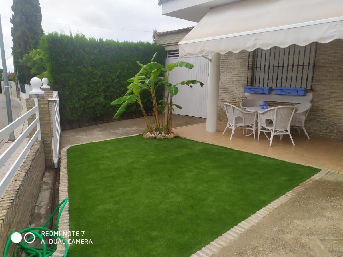 Chalet Con Encanto Villa Palomares del Río Exterior foto
